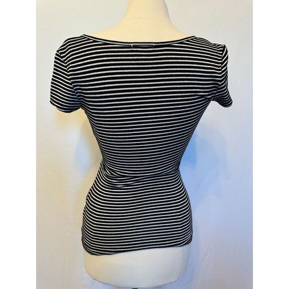 Vintage Cache Sparkly Black and White V Neck Short Sleeve Top Size XS - Picture 5 of 6